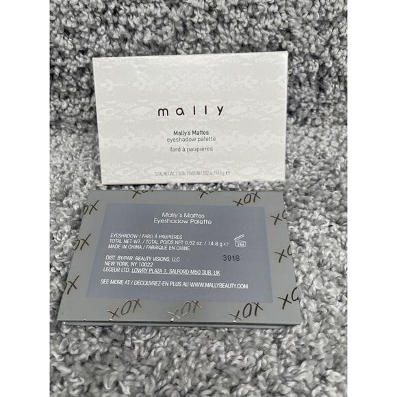 Mally Mallys Mattes Eyeshadow Palette 3018 8 Shades 0.52 Oz - Picture 10 of 10